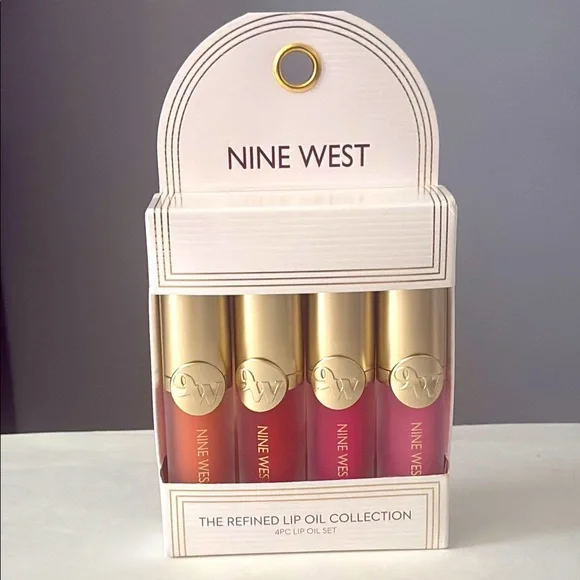 ✨🌿Nine West Refined Lip Oil Collection – 4-Piece Lip Oil Set - Picture 1 of 3